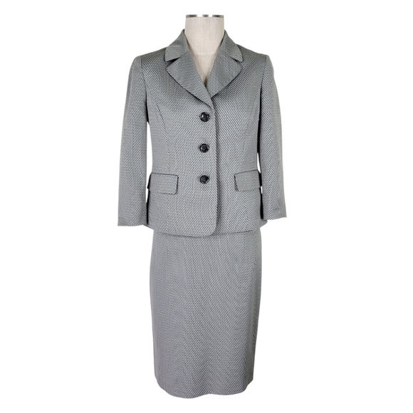 Le Suit Skirt Suit Size 4 Gray Pattern 3/4 Slit Bracelet Cuff Front Flap Pockets - Picture 1 of 8